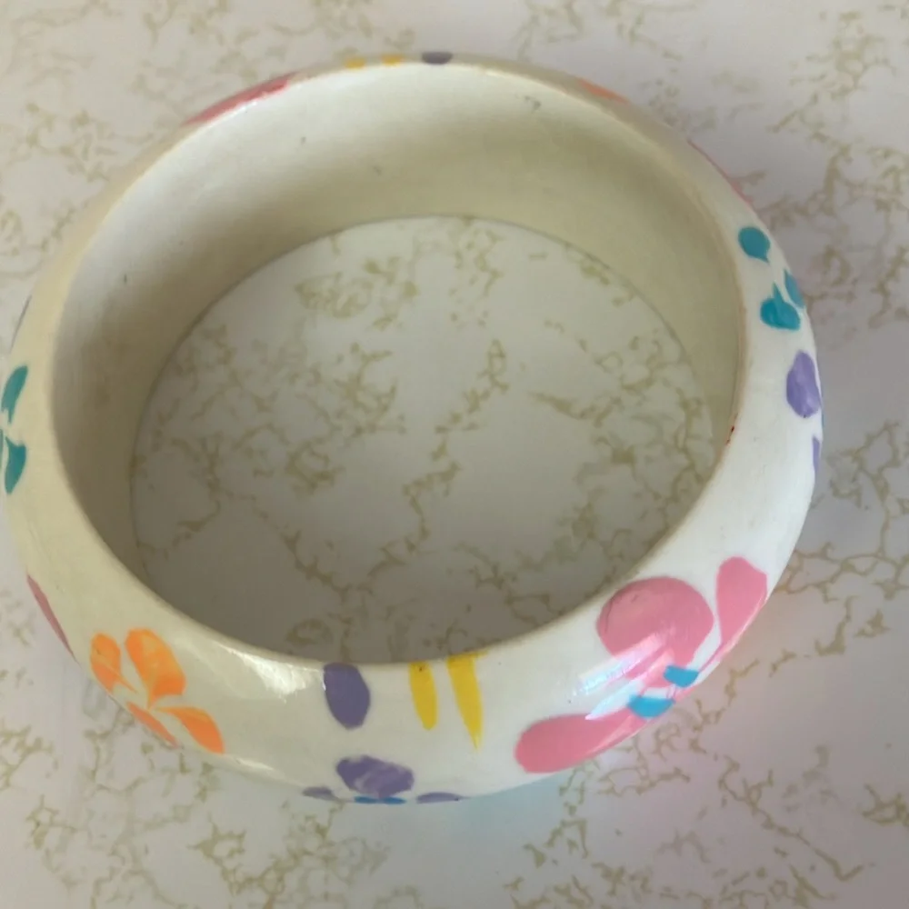 Floral Patterned Cream bangle bracelet